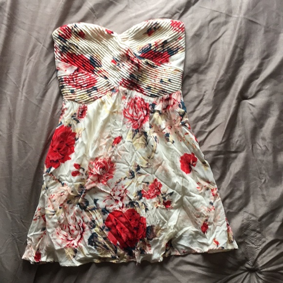 Kimchi Blue  - Floral Flowy Strapless Mini Dress - Picture 1 of 7